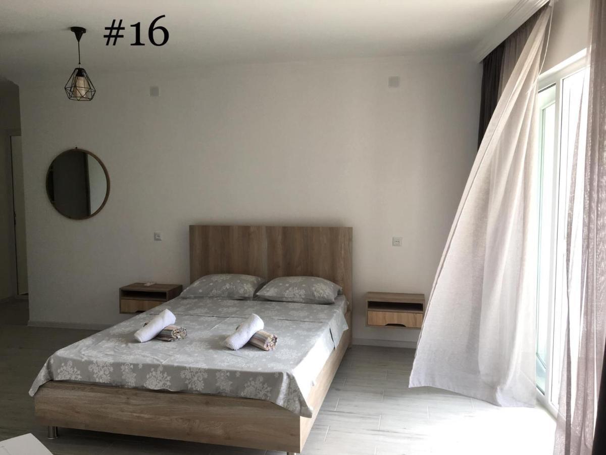 Rezo'S House Hotel ควาเรียที ภายนอก รูปภาพ