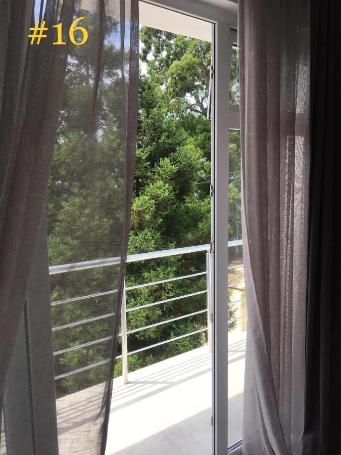 Rezo'S House Hotel ควาเรียที ภายนอก รูปภาพ